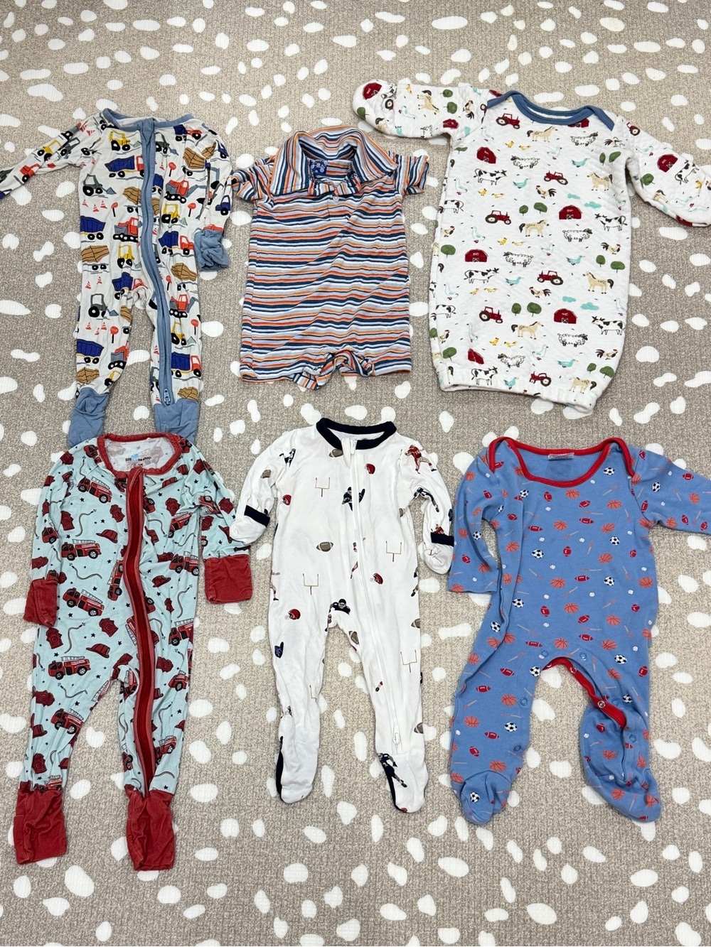 Lot of 6 bamboo baby boy footies zippy romper newborn gown football kyte